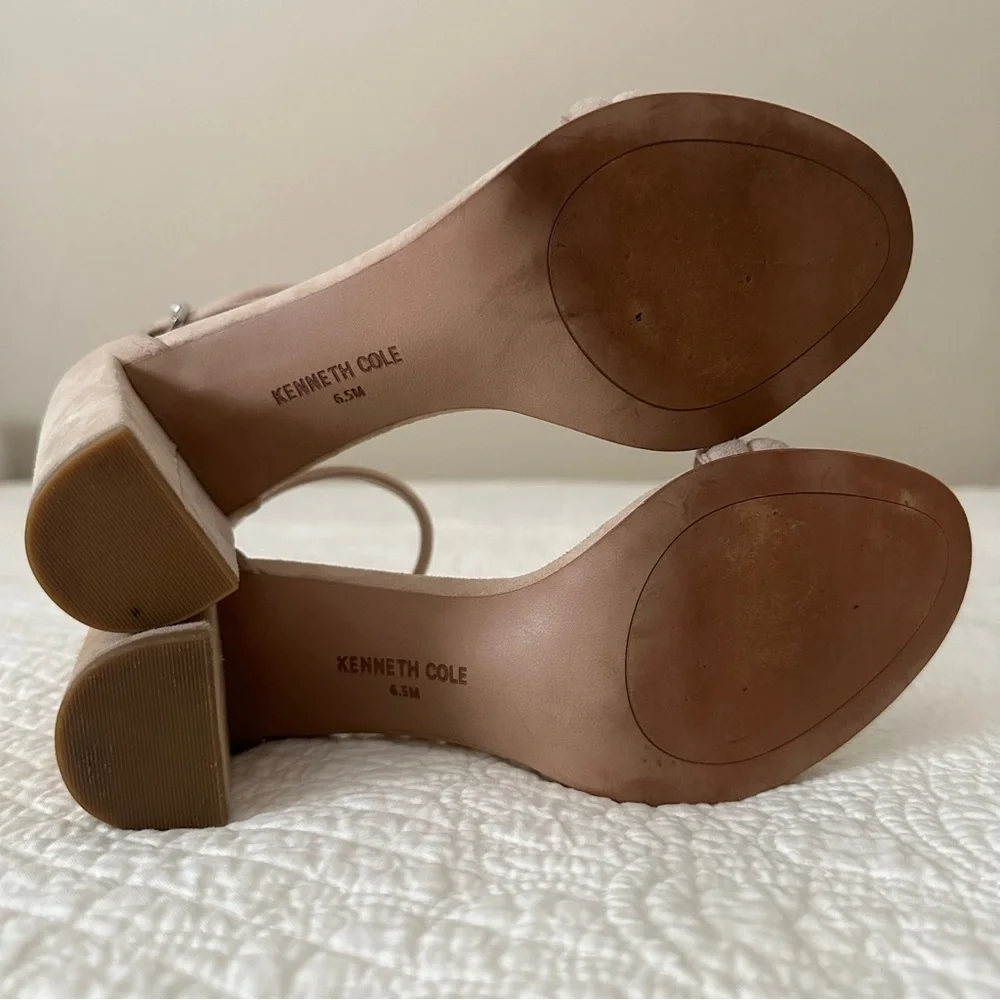 Kenneth Cole Women's Lex Suede Ankle Strap Block Heel Sandals Tan 6.5